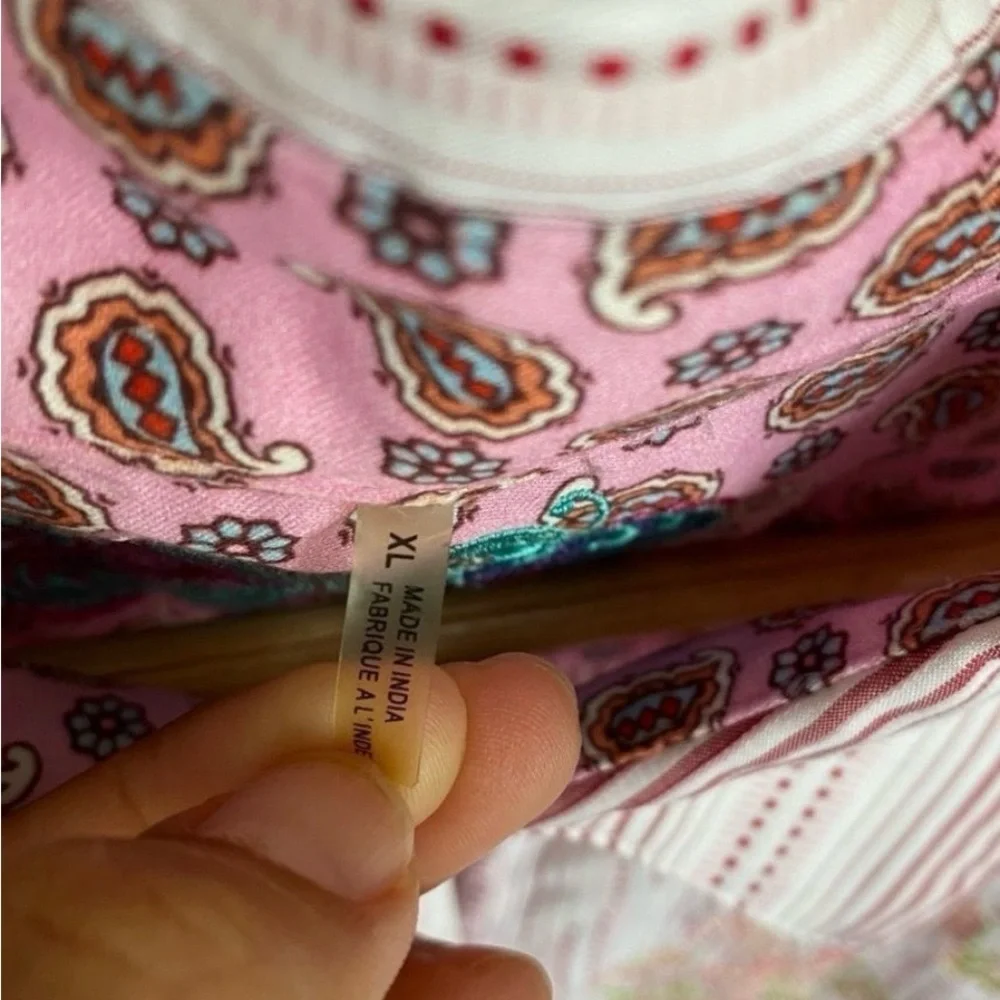 Robert Graham Woman’s  Pink Striped Floral Embroidered Button Down Shirt - Picture 6 of 8